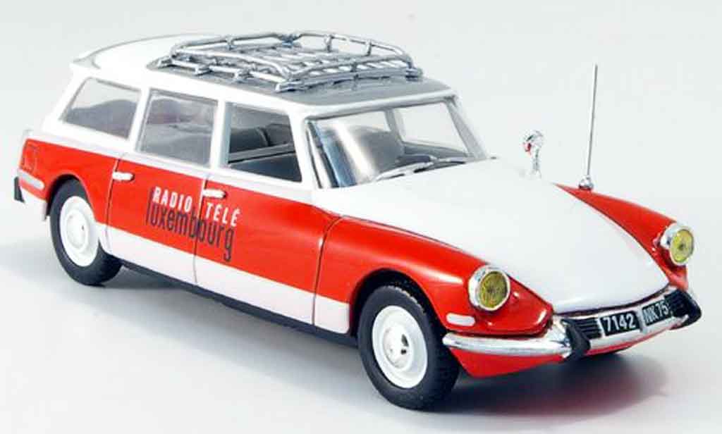 l'ancienne voiture RTL